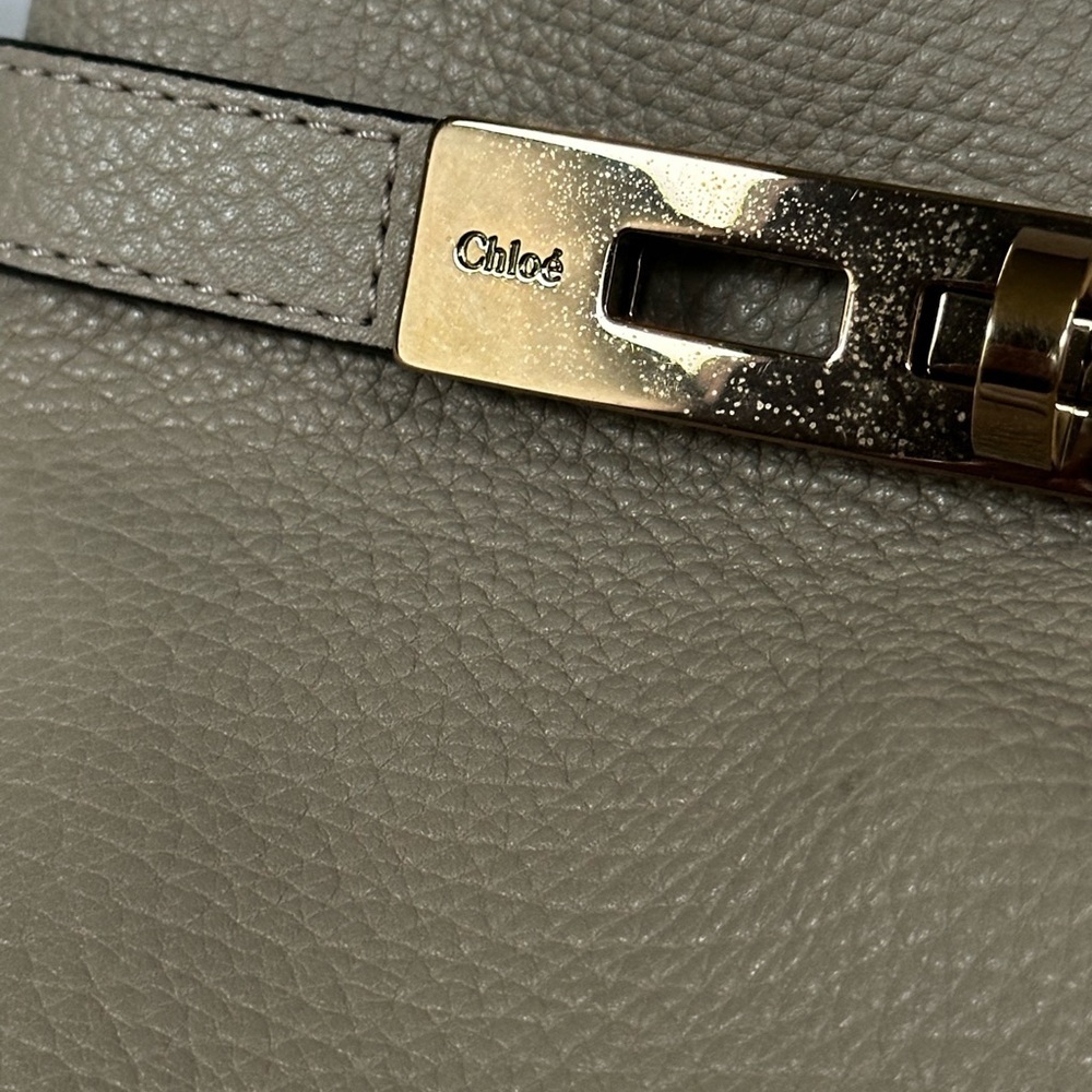 CHLOE  Grained Leather Charlotte Tote Bag - Picture 11 of 12